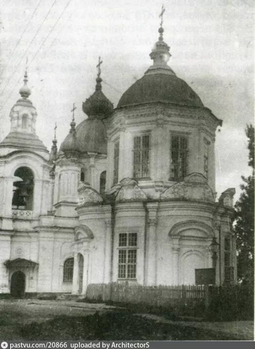 Церковь Знаменской иконы, начало ХХ века. Фото: pastvu.com