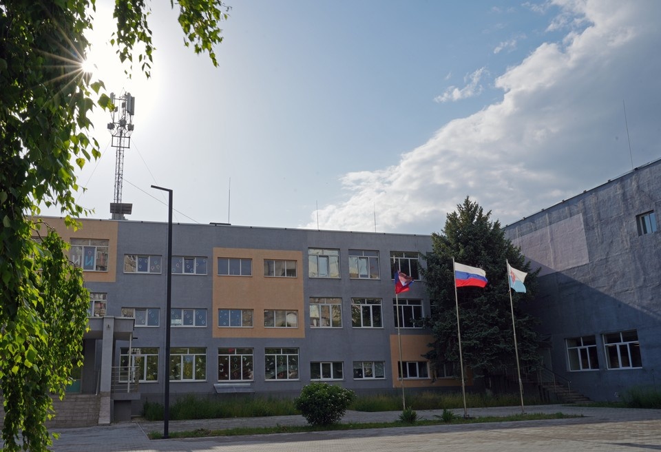    Восстановленный строительный колледж в Мариуполе Александр ИВАНОВ