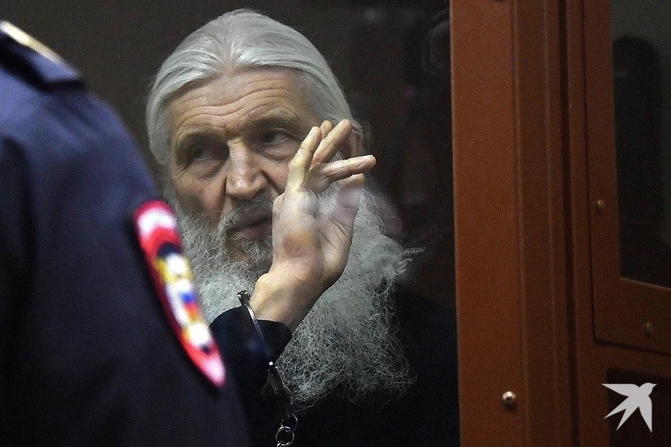    В июле 2020 года отца Сергия* лишили сана Иван МАКЕЕВ