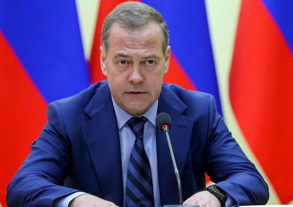    Медведев обратился к гражданам ЕС: спокойный сон закончился, не удивляйтесь. Фото: Екатерина ШТУКИНА/ РOOL / ТАСС