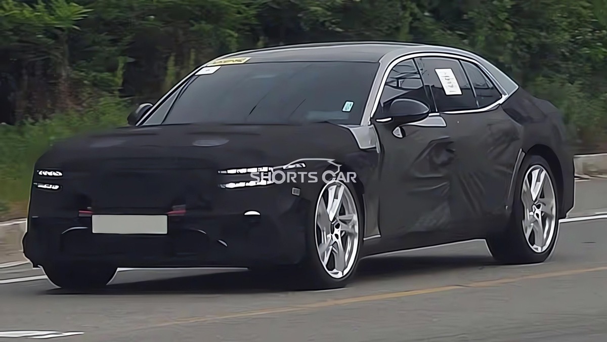    Новый Genesis G90 вышел на тесты
