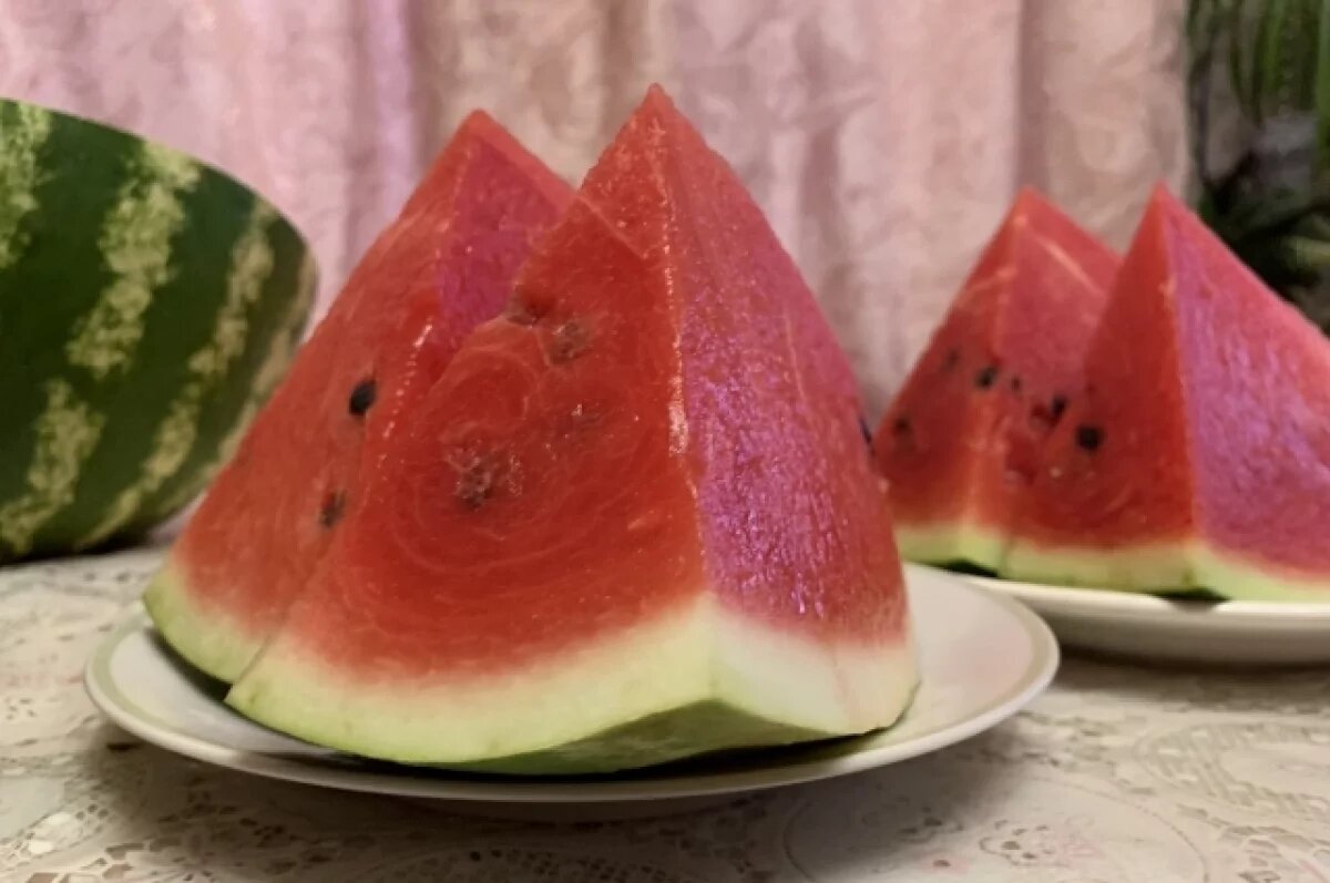    Бахчевые в мае — риск для здоровья.