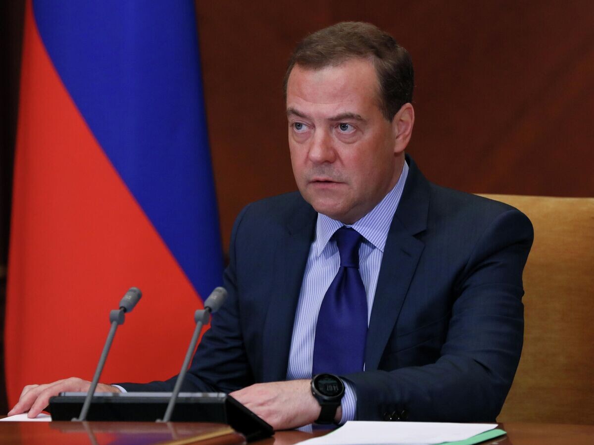   Дмитрий Медведев проводит совещание по вопросу о защите национальных интересов в сфере разработки искусственного интеллекта | © РИА Новости / Екатерина Штукина