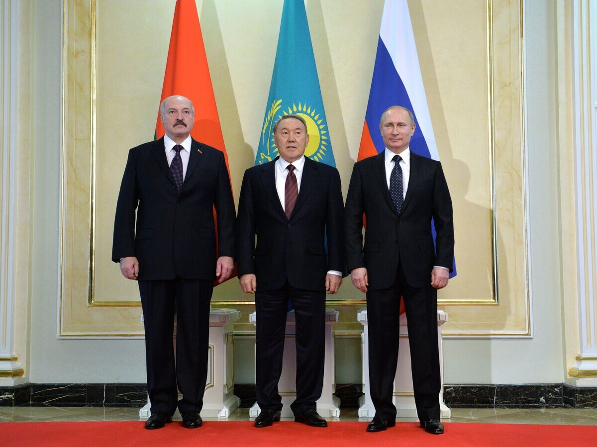    Владимир Путин в Казахстане© РИА Новости . Алексей Дружинин