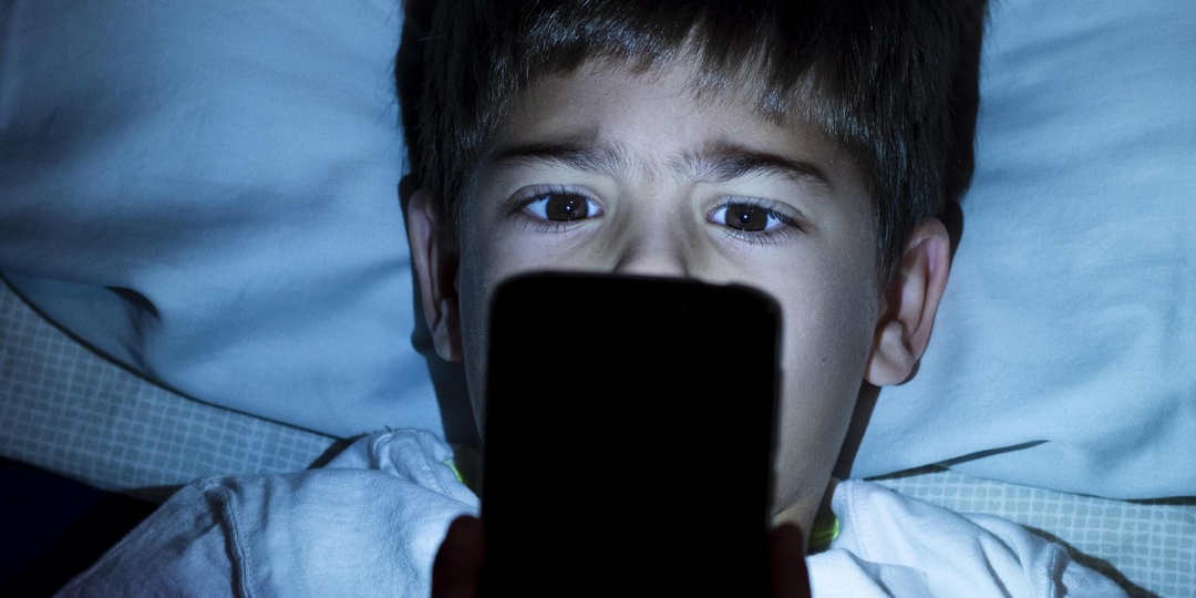 Бомба с 10-летним таймером: проверьте телефон своего ребенка