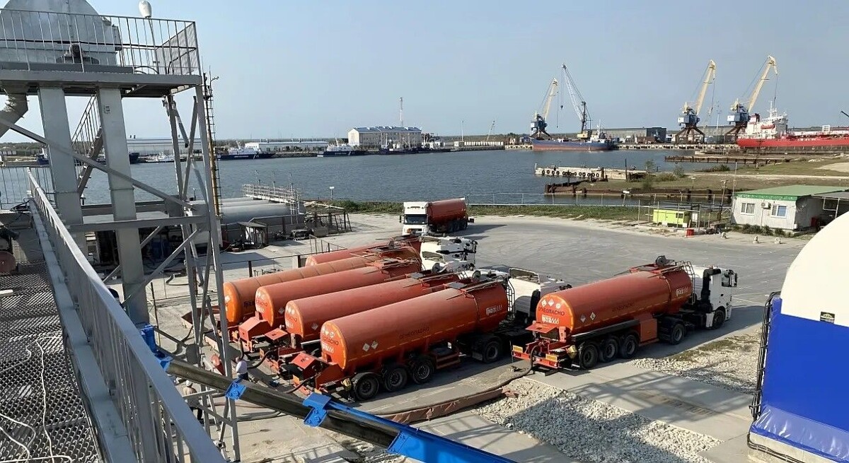     / Источник: © «Морской торговый порт Темрюк»