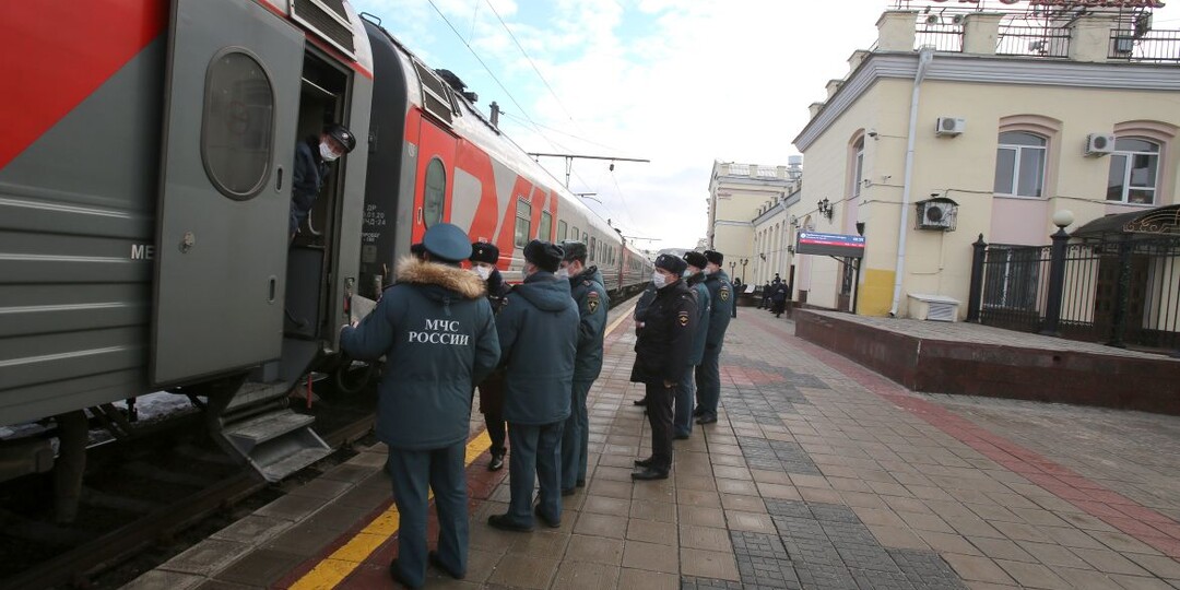Почему в России заметно упал спрос на железнодорожные билеты и отели