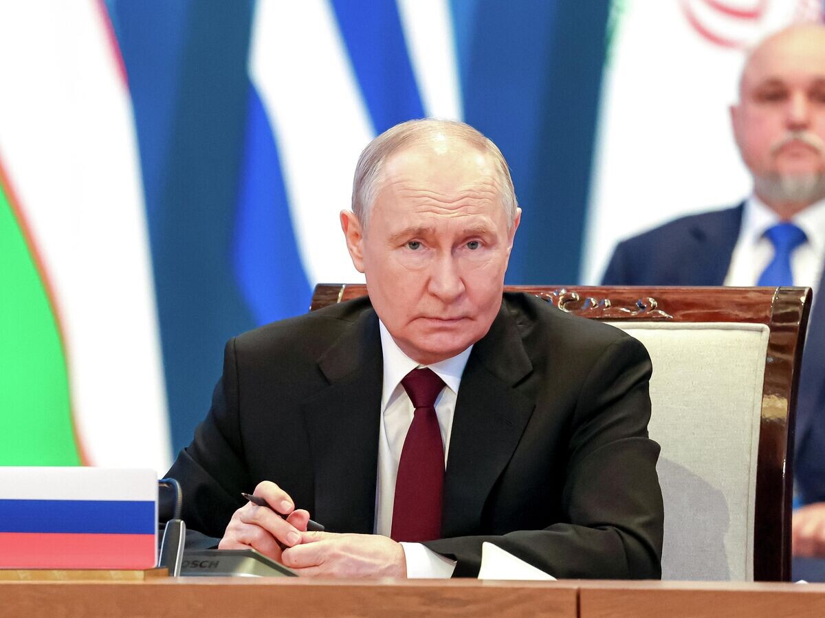    Президент РФ Владимир Путин во Дворце Независимости в Астане на заседании Высшего Евразийского экономического совета в расширенном составе | © РИА Новости / POOL