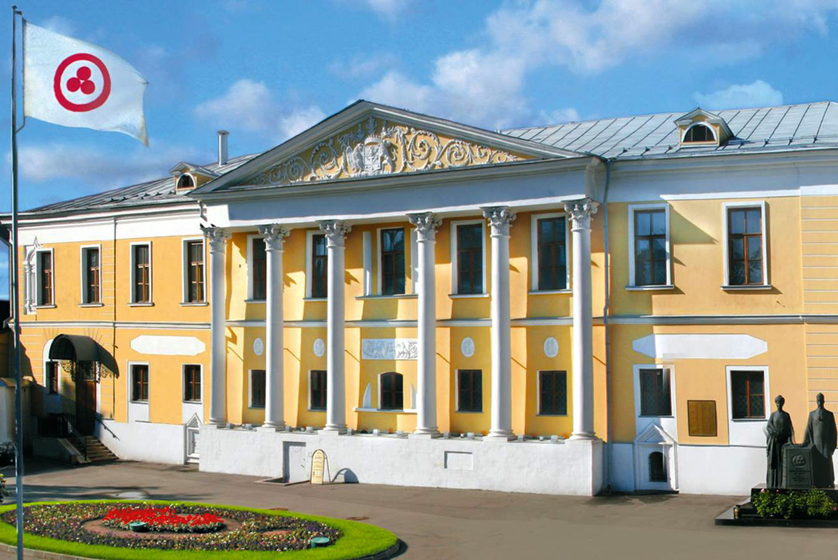 Усадьба Лопухиных в Москве (бывший МЦР)