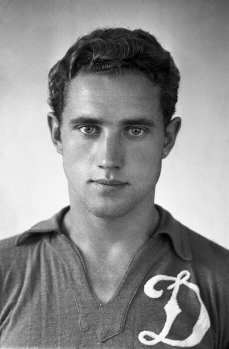 ИНАМО им. Л.И. Яшина.
veteranfcdynamo.ru