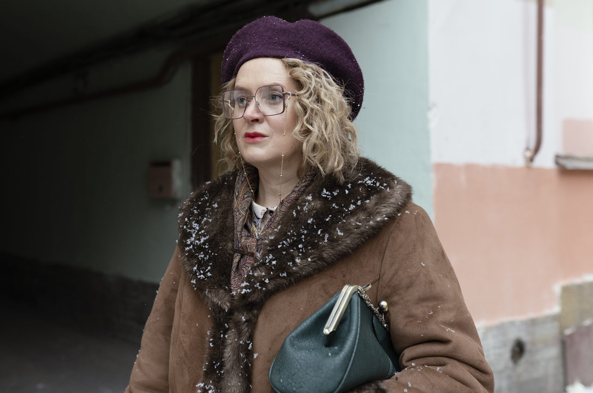 Кадр сериала «Дорогой родственник»
