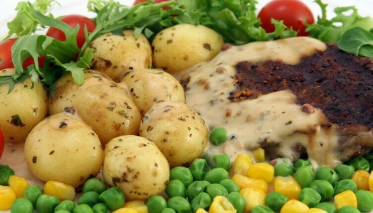    Что приготовить из мяса и картошки? Фото: по лицензии CC0 Pxhere.com