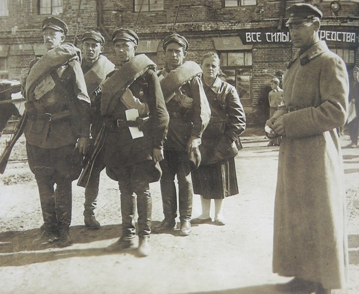 "Особый отряд чекистов", 1930-е годы. фото из rg.ru
