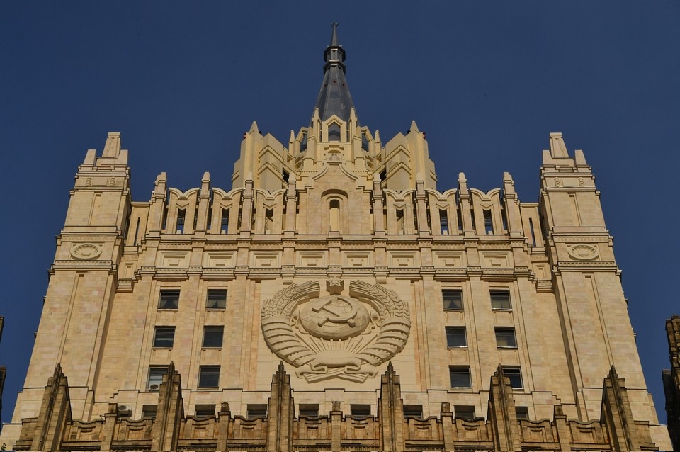    МИД России хочет проконсультироваться с послом относительно сближения Армении с Брюсселем Владимир ВЕЛЕНГУРИН