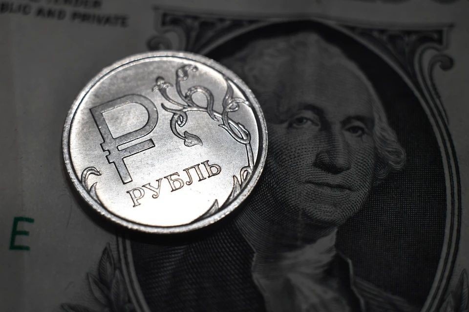    Рубль оказался второй самой подорожавшей к доллару валютой в мае 2026 года Иван МАКЕЕВ