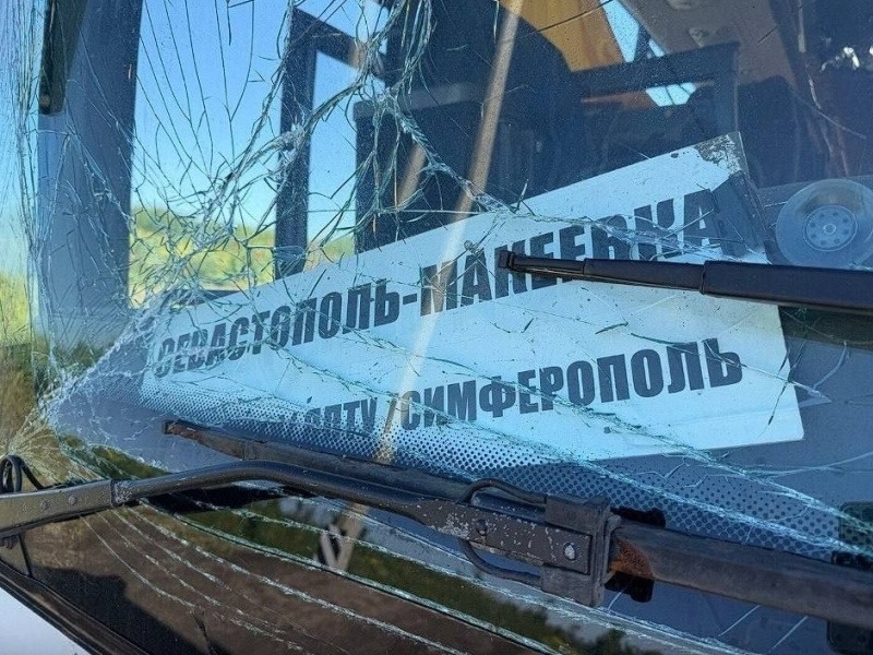    Трасса «Новороссия» под атакой дронов. ВСУ превращают сухопутный коридор в Крым в дорогу смерти