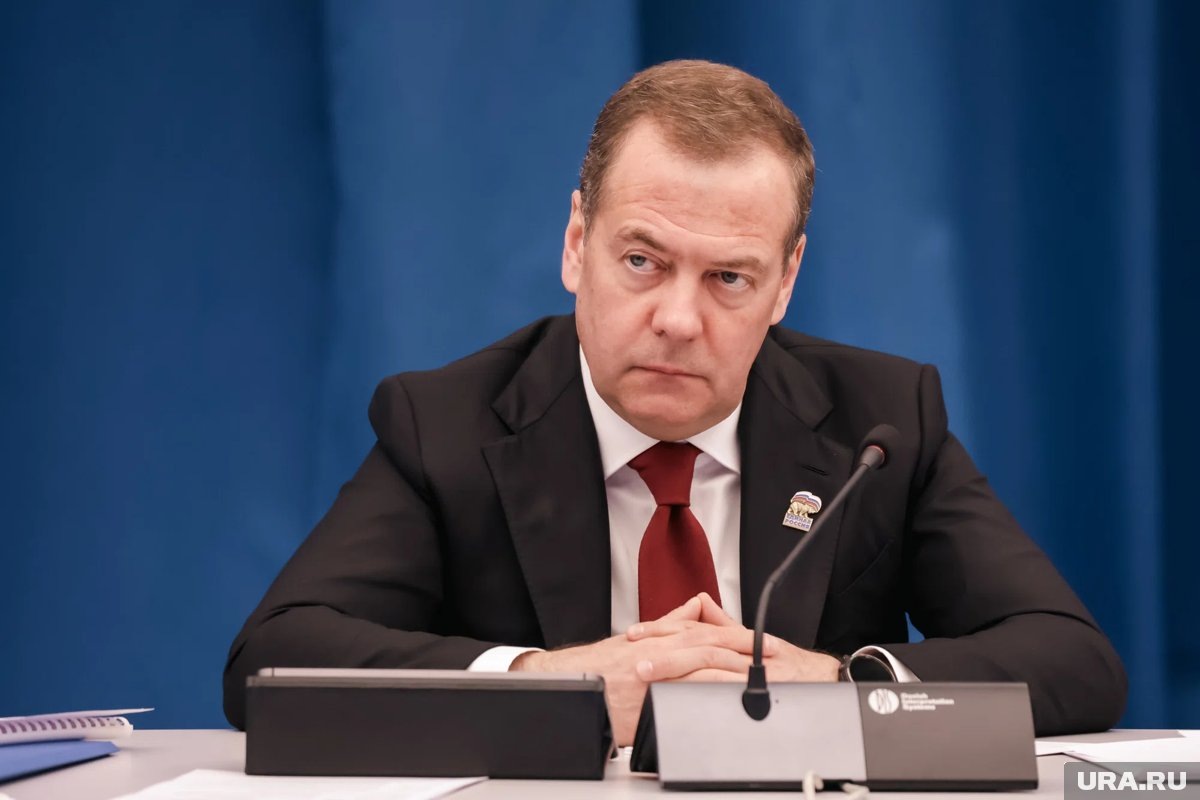     Польский премьер отреагировал на слова Медведва