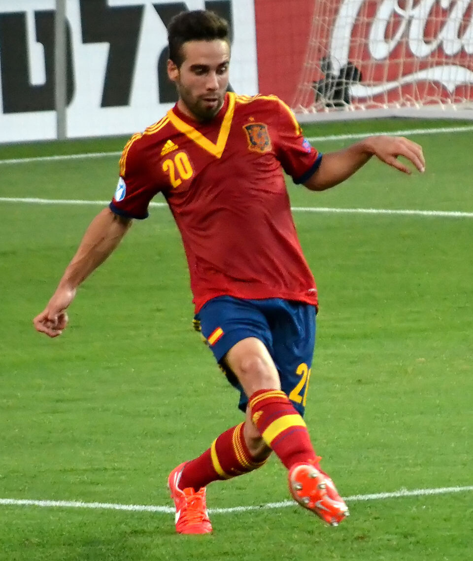 https://ru.wikipedia.org/wiki/Карвахаль,_Дани#/media/Файл:Daniel_Carvajal.jpg