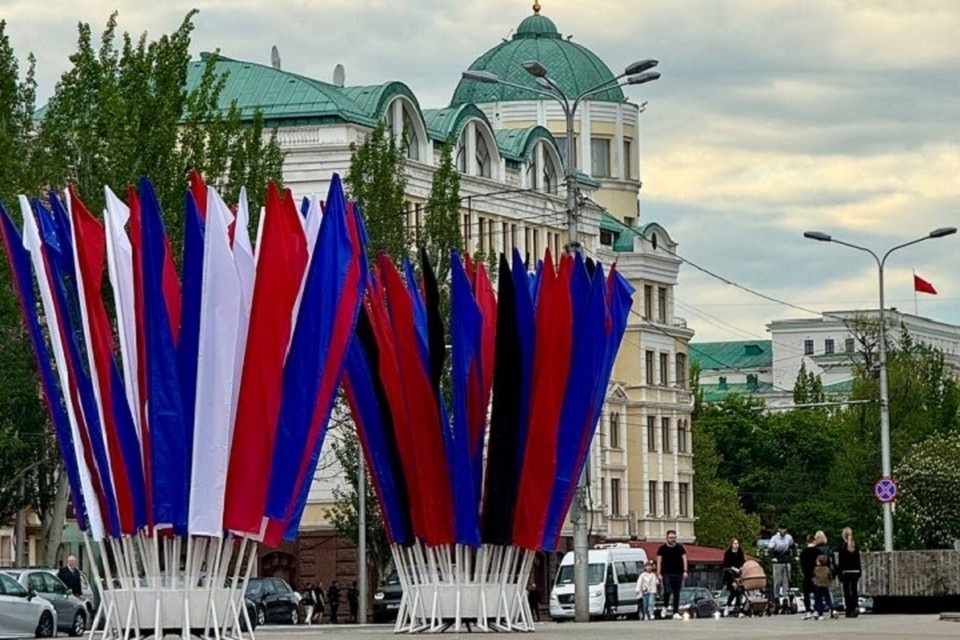   Центральную магистраль города планируют привести в порядок уже в ближайшее время (архивное фото) Никита МАКАРЕНКОВ, Павел ХАНАРИН