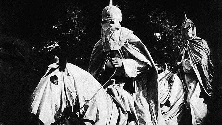     Расисты.Цитата из к/ф "Рождение нации", реж. Гриффит, США 1915 год