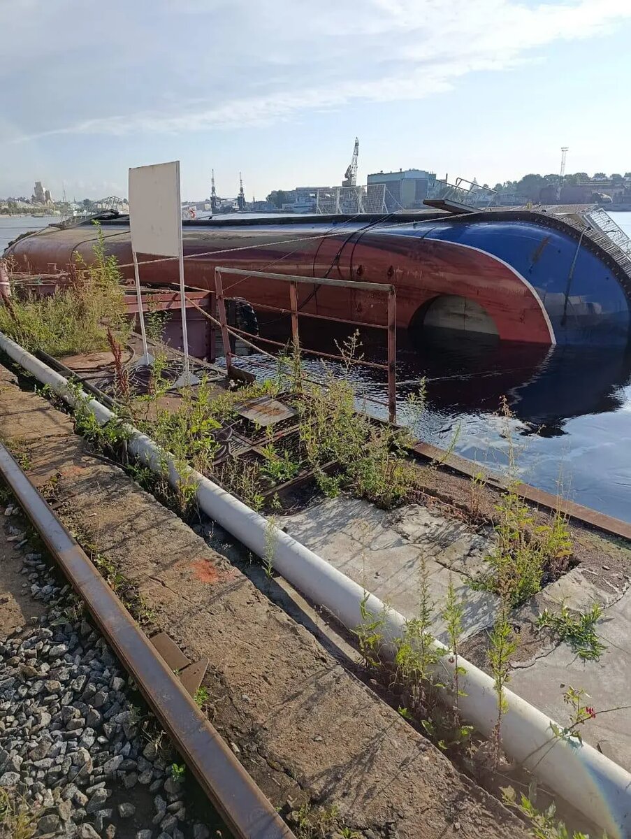    Буксир летом 2025 года. Фото: пресс-служба Западного межрегионального следственного управления на транспорте СК России