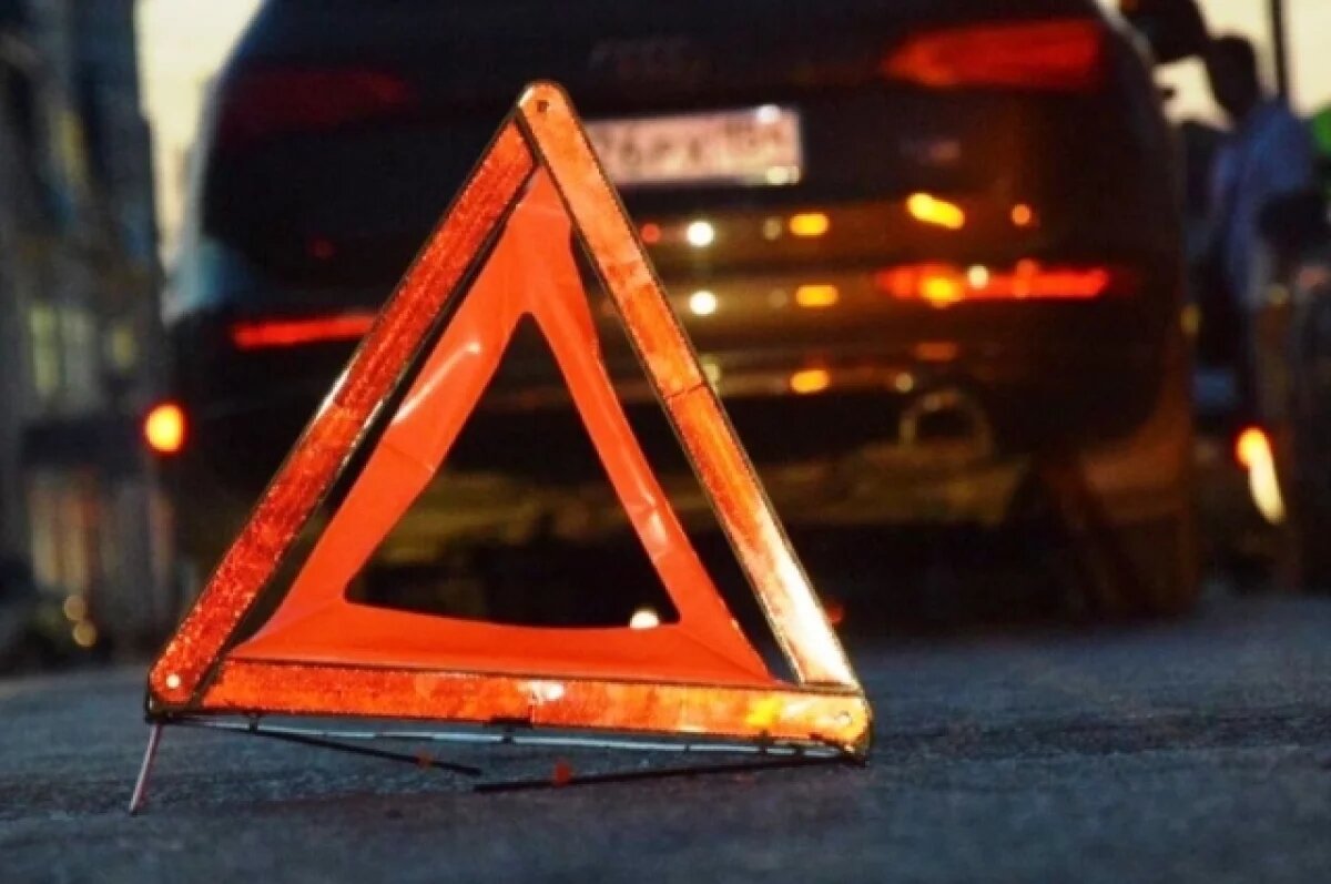    Под Зеленоградском подростки пострадали в ДТП с Lexus