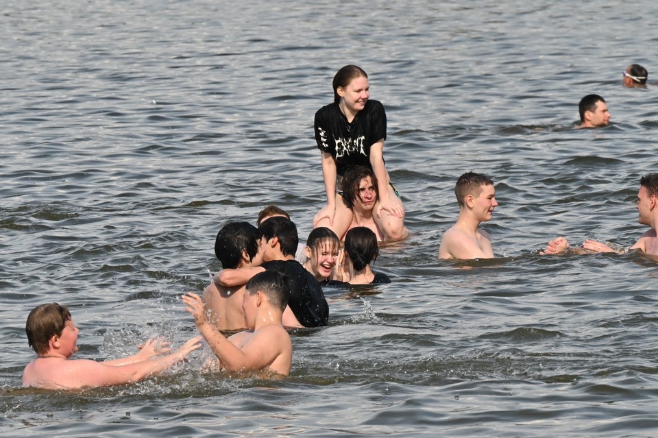    Ведомство продолжает следить за качеством воды Владимир ВЕЛЕНГУРИН