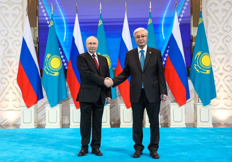    Яркий сигнал для Пашиняна: на Западе предположили, что хотел сказать Путин своим визитом в Казахстан REUTERS