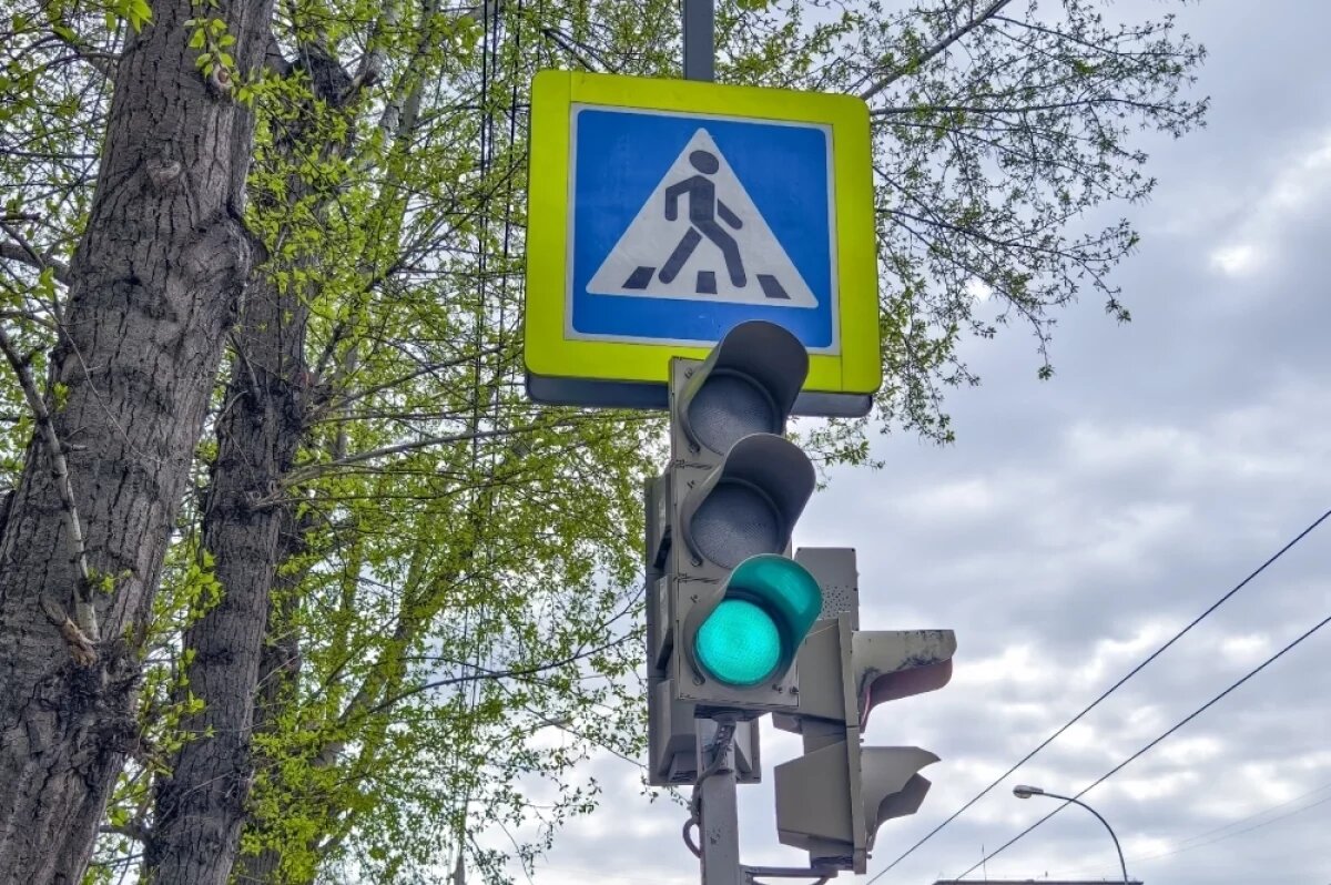    В Ульяновске перенастроили светофоры на Гончарова, Урицкого и Пушкарёва