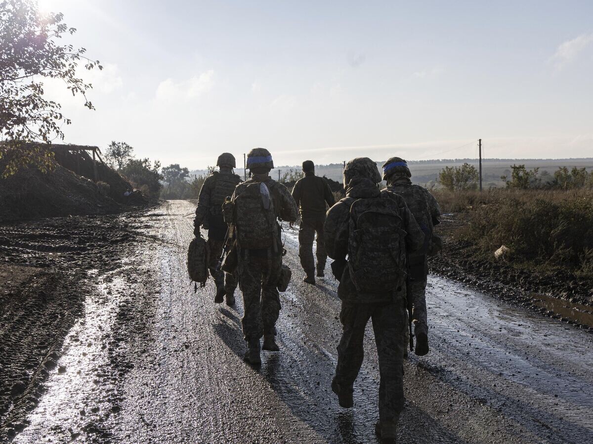    Украинские военнослужащие | © AP Photo / Alex Babenko