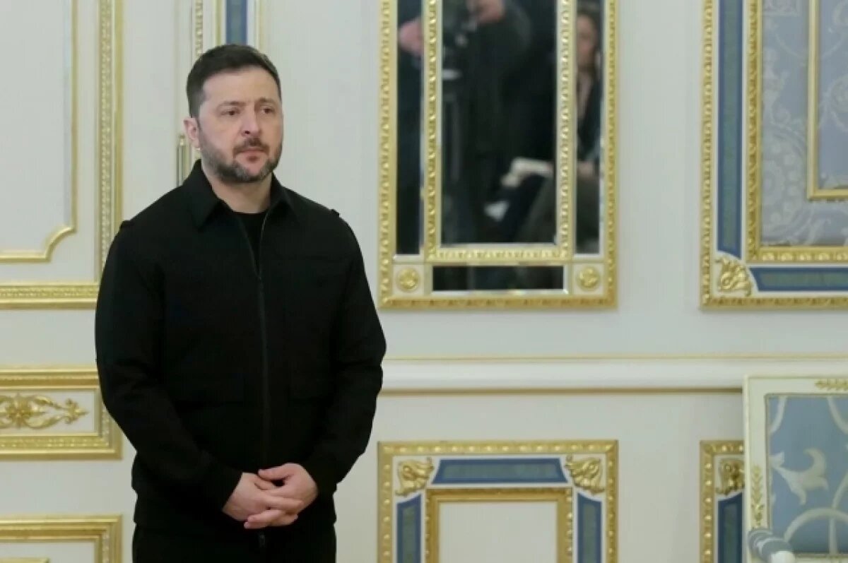    Дэвис: Зеленский испугался новых ударов возмездия РФ по Украине