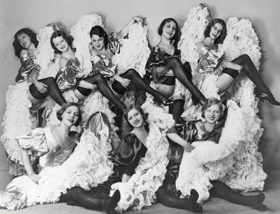 Танцовщицы Moulin Rouge. Фото из открытых источников