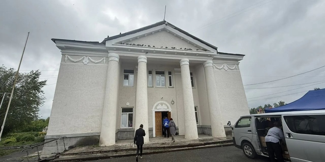 Ремонт в Первомайском ДК напродолжается