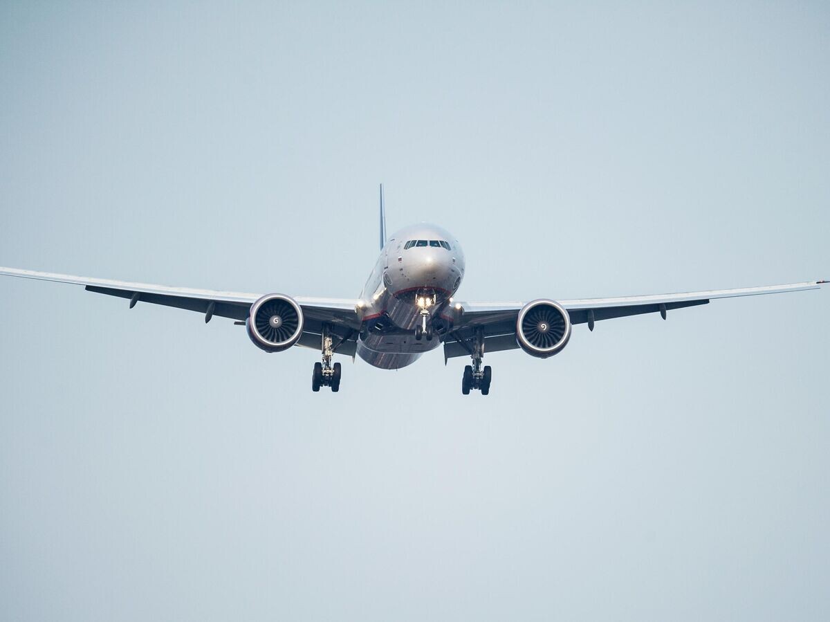    Пассажирский самолет Boeing-777 авиакомпании "Аэрофлот" заходит на посадку в Международном аэропорту Шереметьево© РИА Новости . Андрей Станавов