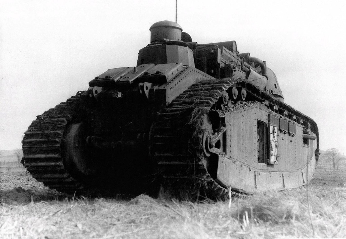 Французский командирский танк Char 2C, 1940 год.