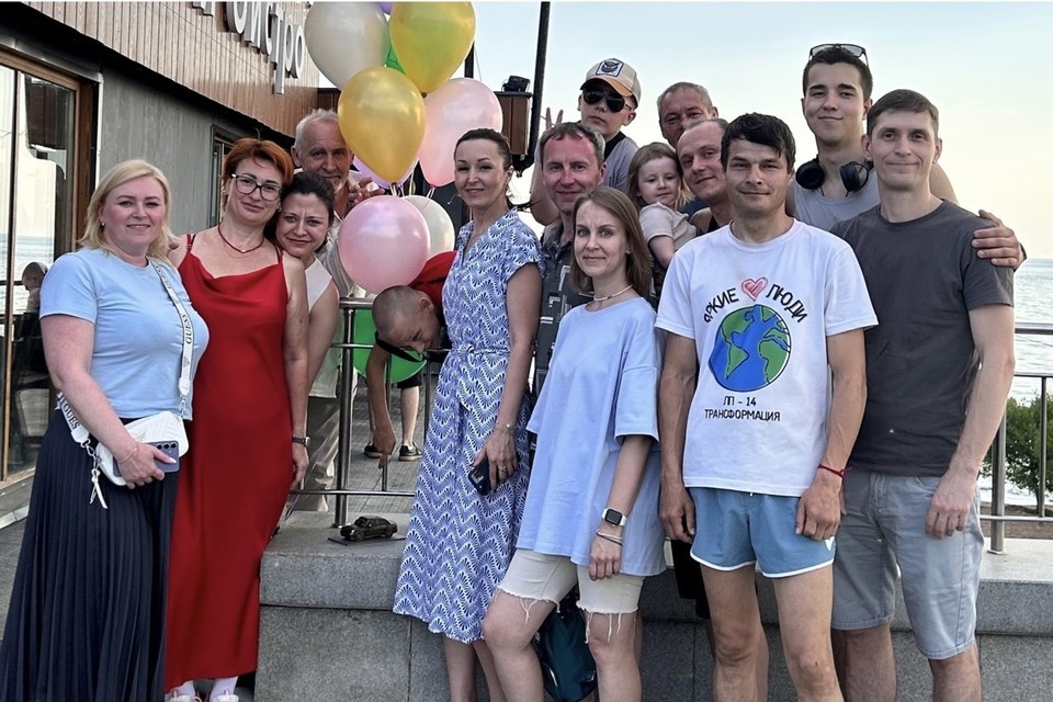    Фото с открытия фигурки в Тольятти