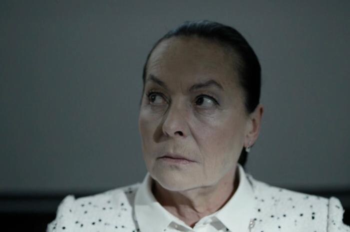 Елена Глебова. Обложка © Кино-театр.ру