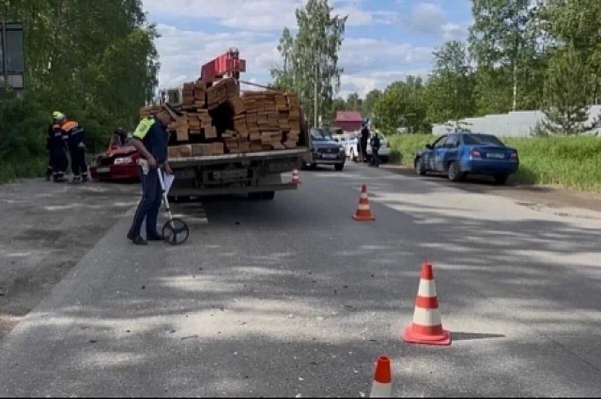    Женщина погибла в аварии на Старом Сибирском тракте в Екатеринбурге