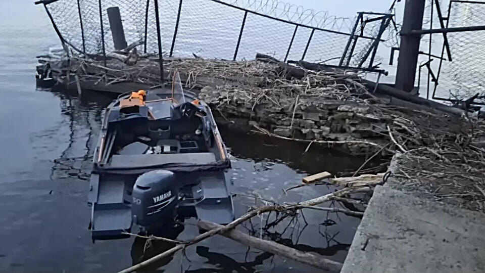     Один человек погиб, четверо пострадали при столкновении катера с пирсом на Каме t.me/Приволжская транспортная прокуратура