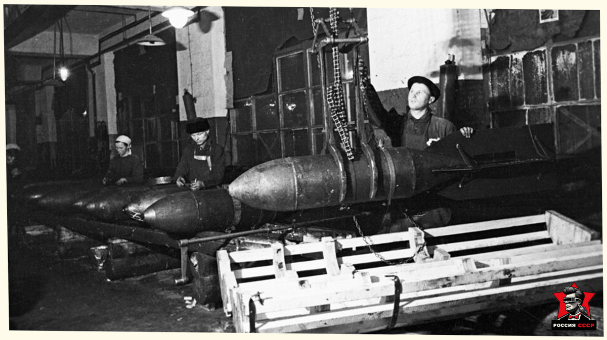 Московский завод 1941 - Основа фото из источника wikimedia.org