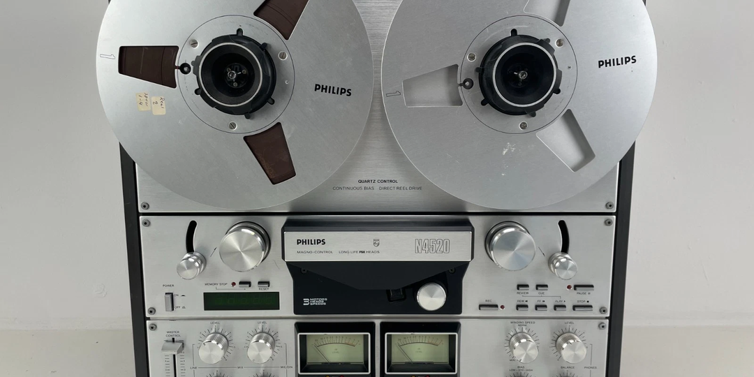 Не только японцы умели делать магнитофоны — бобинник Philips N4520