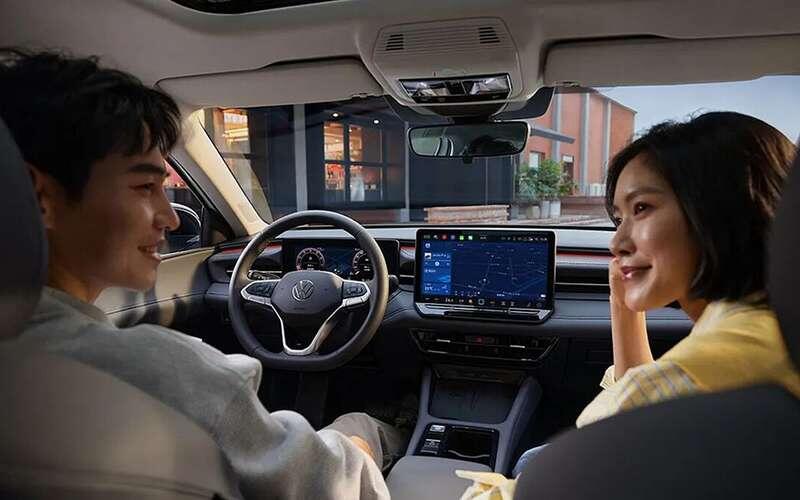Интерьер Volkswagen Lavida Pro📷
