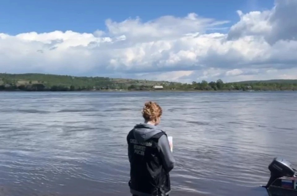    В Иркутске перевернулась лодка, один мужчина погиб, ребенок пропал без вести. Фото: Восточно-Сибирская транспортная прокуратура