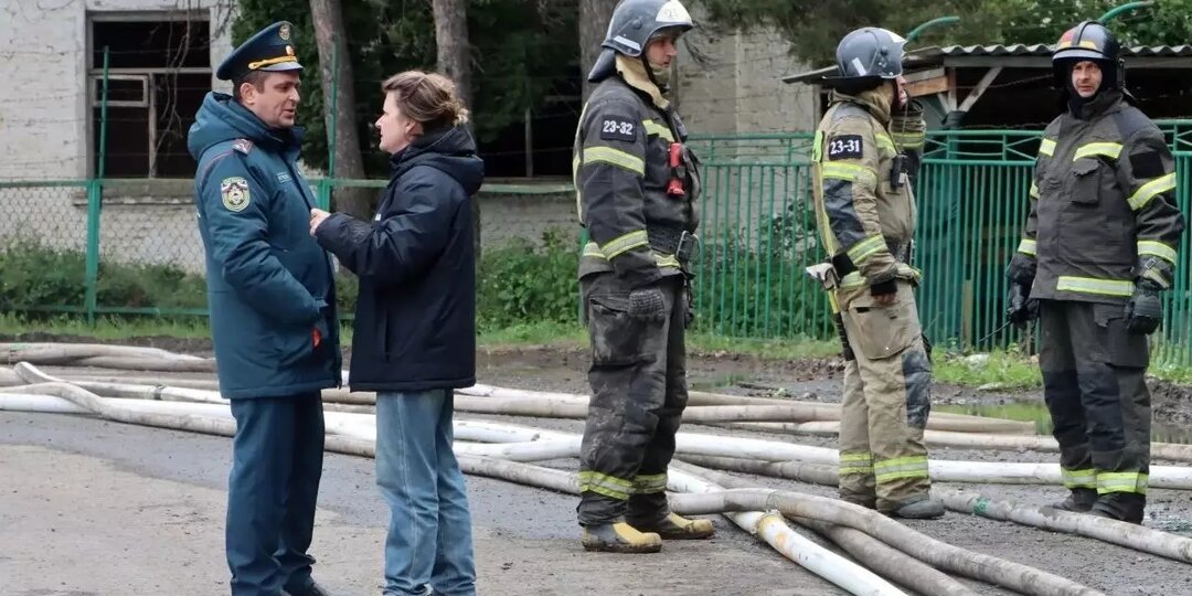 Власти опубликовали кадры крупного пожара на нефтебазе в Ростовской области после атаки БПЛА