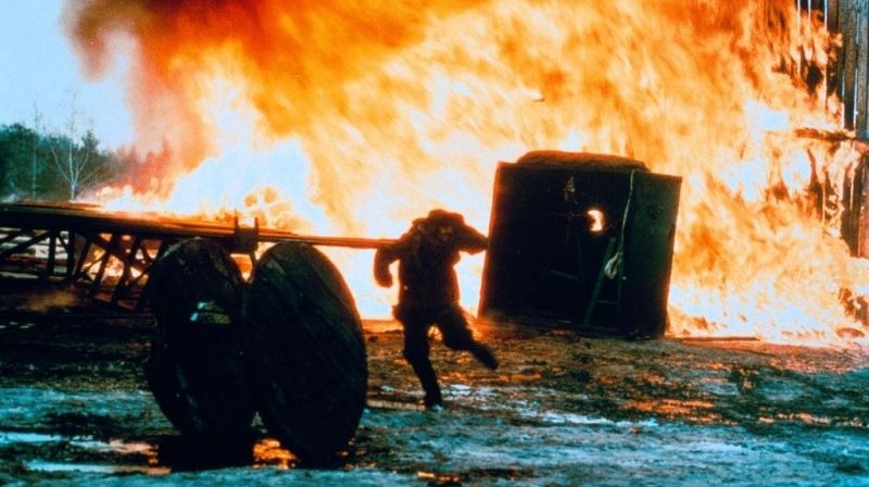     Горящая нефть   
Цитата из х/ф «Сибириада». Реж. Андрей Кончаловский. 1978. СССР