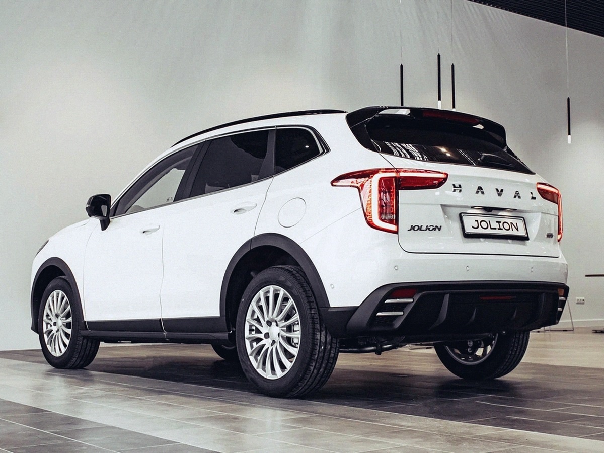 Haval H6 и Jolion - самые узнаваемые китайские кроссоверы в России. Дилерская сеть и сервис выстроены годами.