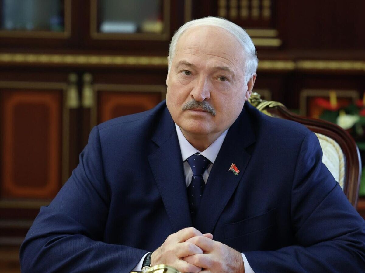    Президент Белоруссии Александр Лукашенко во время переговоров с американской делегацией во главе со спецпосланником США Джоном Коулом | © Фото : Пресс-служба Президента Республики Беларусь