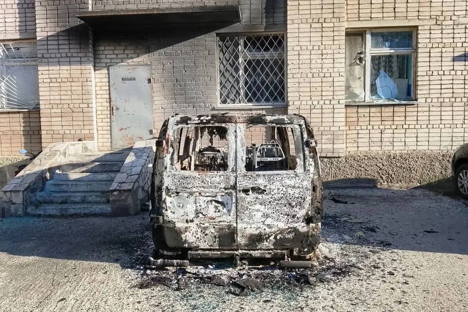    Боевики стреляют по мирным объектам в Энергодаре. ФОТО: Максим Пухов.