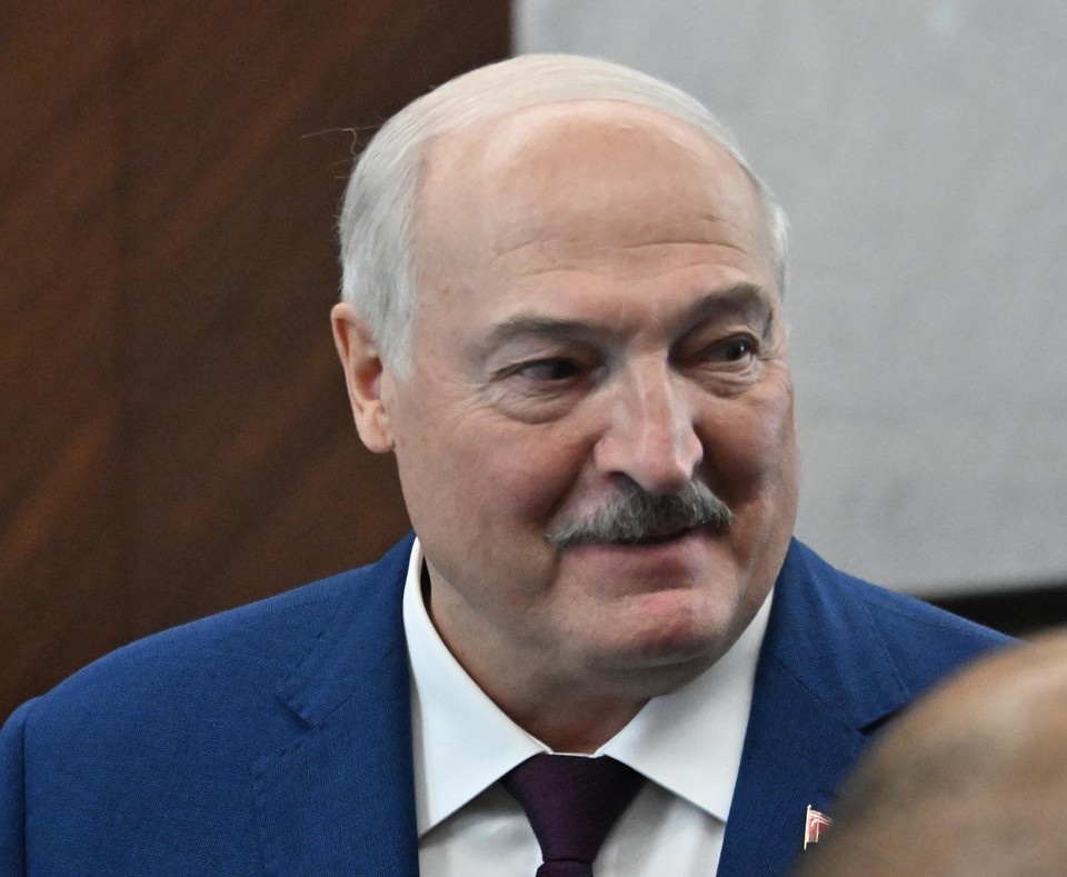    Лукашенко назвал враньём заявления Пашиняна о новом транзите газа через Армению Владимир ВЕЛЕНГУРИН