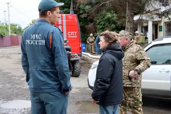    Фото: глава администрации Матвеево-Курганского района Дина Алборова Веселовские вести